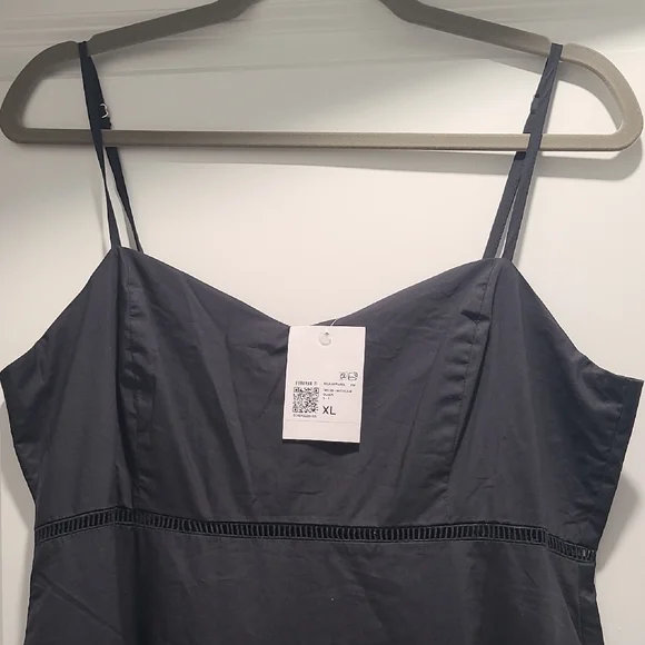 Forever 21 Black Midi Dress with Spaghetti Straps - Picture 4 of 5